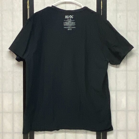 AC/DC High Voltage Graphic Band Tee Shirt Black Short Sleeve Rock Concert Top XL - Picture 6 of 11